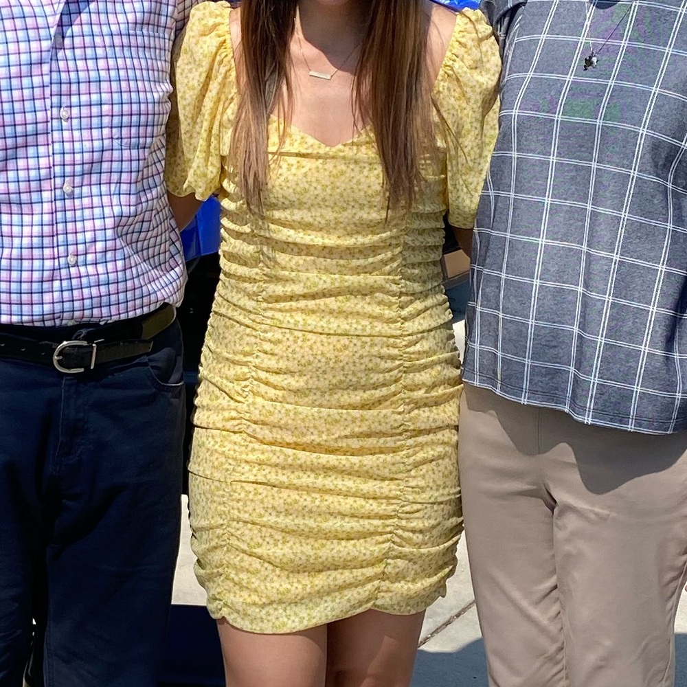 Yellow Short Sleeve Mesh Flower Print Scrunch Dress